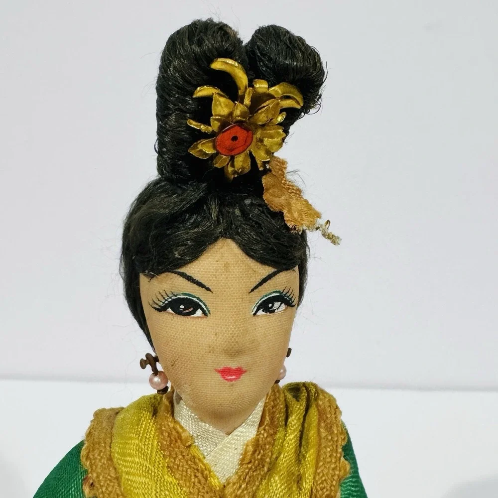 Vintage Asian Cloth Souvenir Doll With‎ Traditional Dress 10